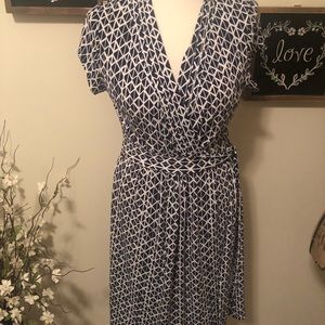 Liz Claiborne Blue and White Patterned Dress